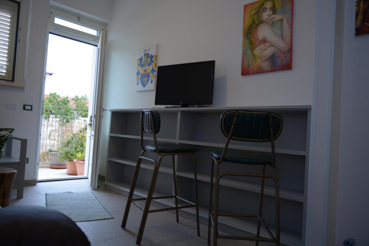 מונטלבאנו Ulivi Di Minerva - Boutique Holiday Home - Ostuni - Fasano - Cisternino מראה חיצוני תמונה